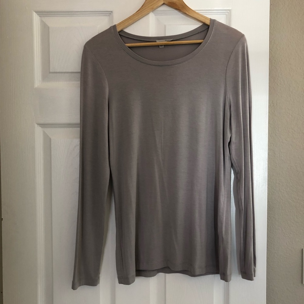 Halogen grey sz M long sleeve shirt. NWOT.